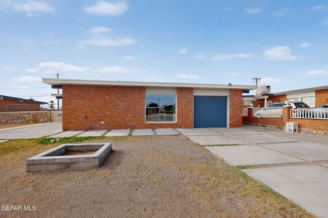 Building Photo - 5108 Yvette Ave