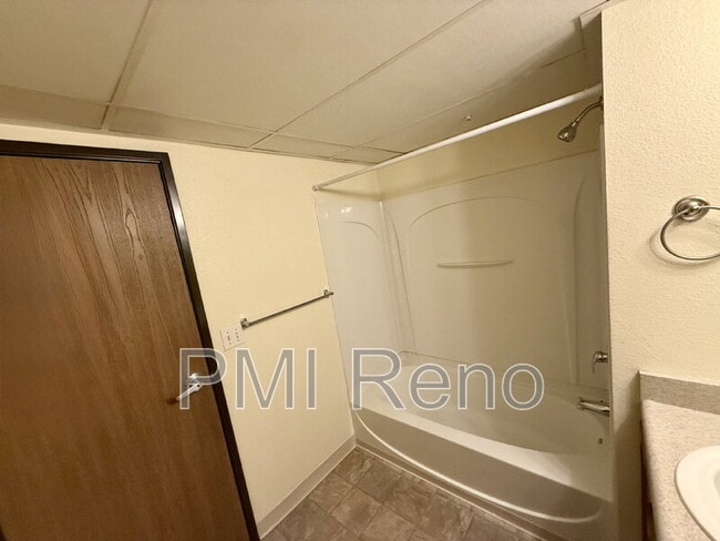 Building Photo - 1600 I St