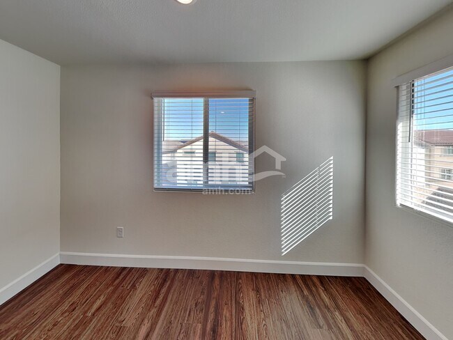 Building Photo - 326 Timber Kate Pl