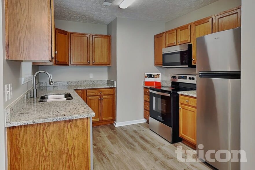 Building Photo - 212 Dorchester Dr