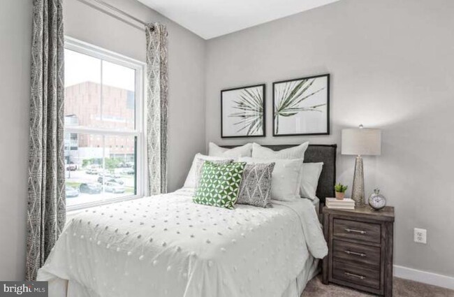 Building Photo - 2926 WATERFRONT Way