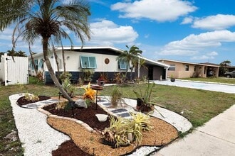 Building Photo - 3641 Stokes Dr