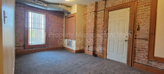 Building Photo - 50 Westminster St