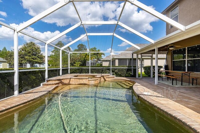 Building Photo - 9524 Greenpointe Dr