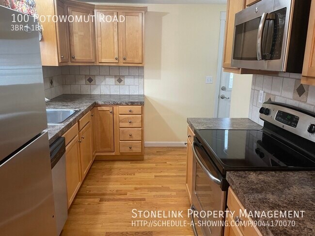 Primary Photo - 100 Potowomut Road