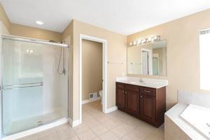 Building Photo - 2835 Forest Creek Ln