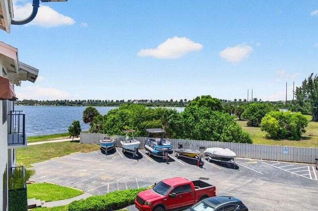 Building Photo - TWO BEDROOM ONE BATHROOM!! MOVE IN READY!! WATERFRONT COMMUNITY!!