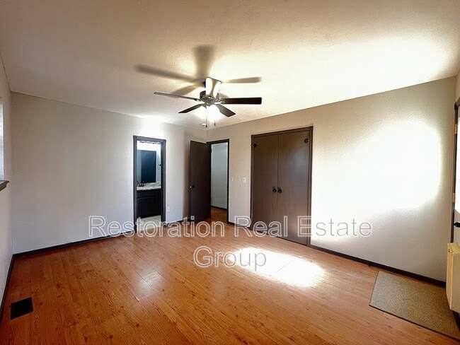 Building Photo - 819 N2964 Rd