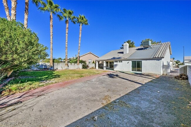 Building Photo - 4533 Bescano Dr