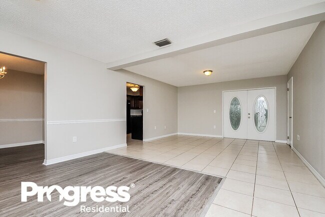 Building Photo - 3412 Groveview Dr