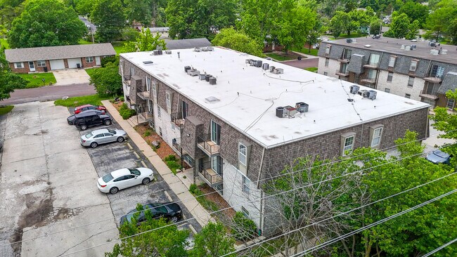 Building Photo - 3408 Balboa Ln