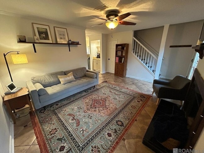 Building Photo - 929 Ridgepoint Ct