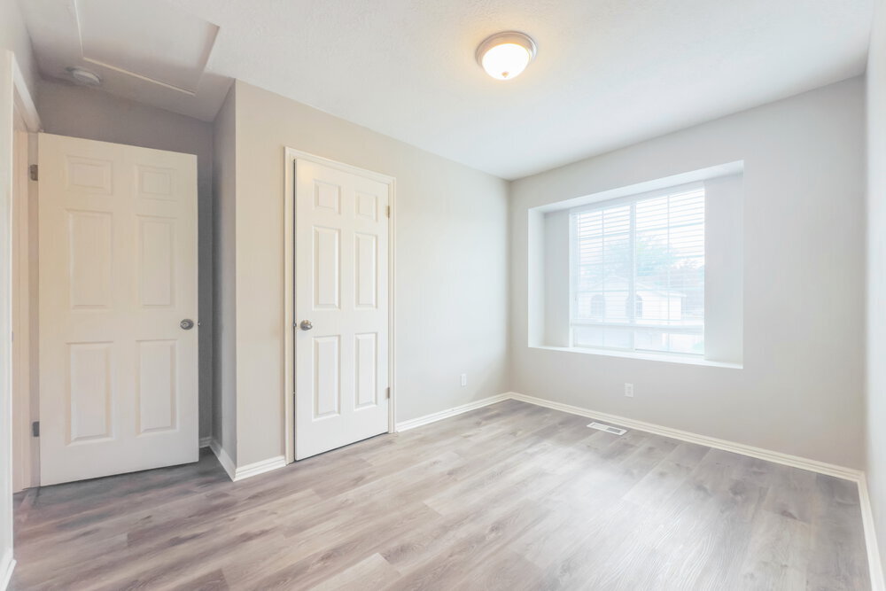 Building Photo - 6129 Crystal River Dr