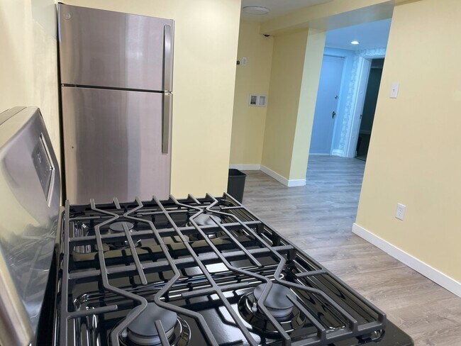 Building Photo - Downing St.