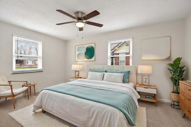 Building Photo - 1930 Stevens Ave