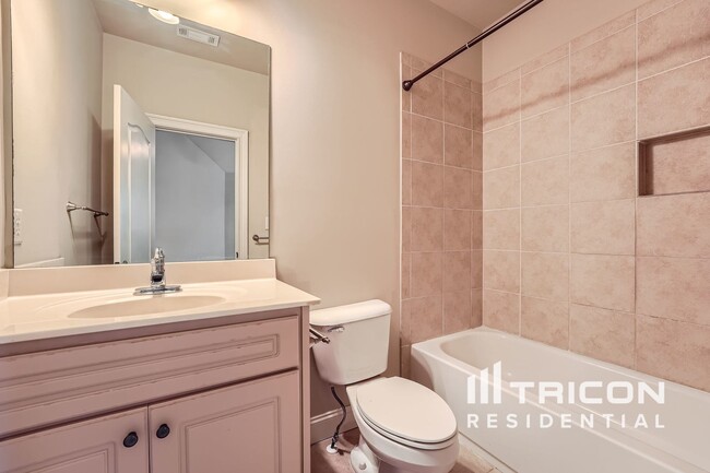 Building Photo - 3893 Ridge Grove Way