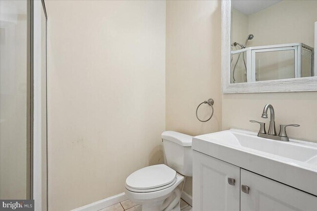Building Photo - 3802 Koval Ln