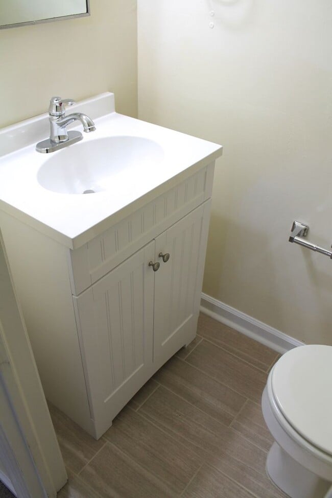 Building Photo - 56th Street Duplex