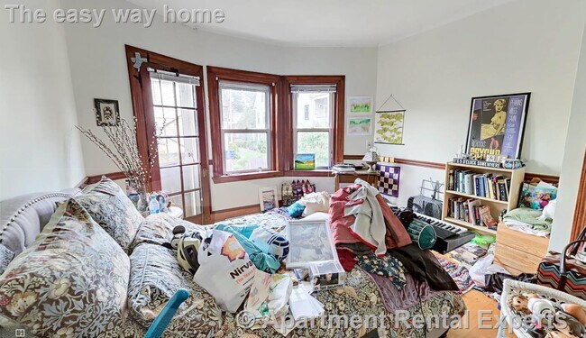 Building Photo - 163 Summer St