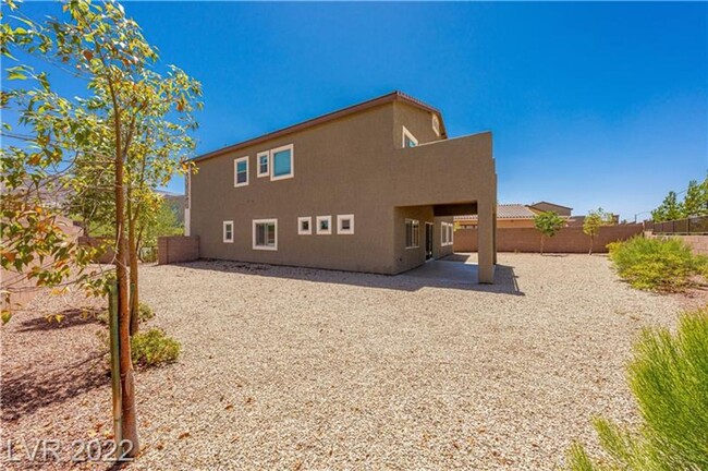 Building Photo - 4 bed+loft Green Valley Home w/City Views