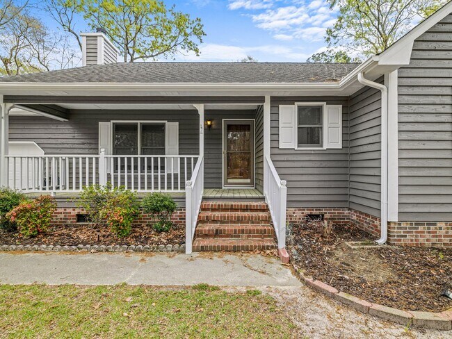 Building Photo - Willow Springs Home