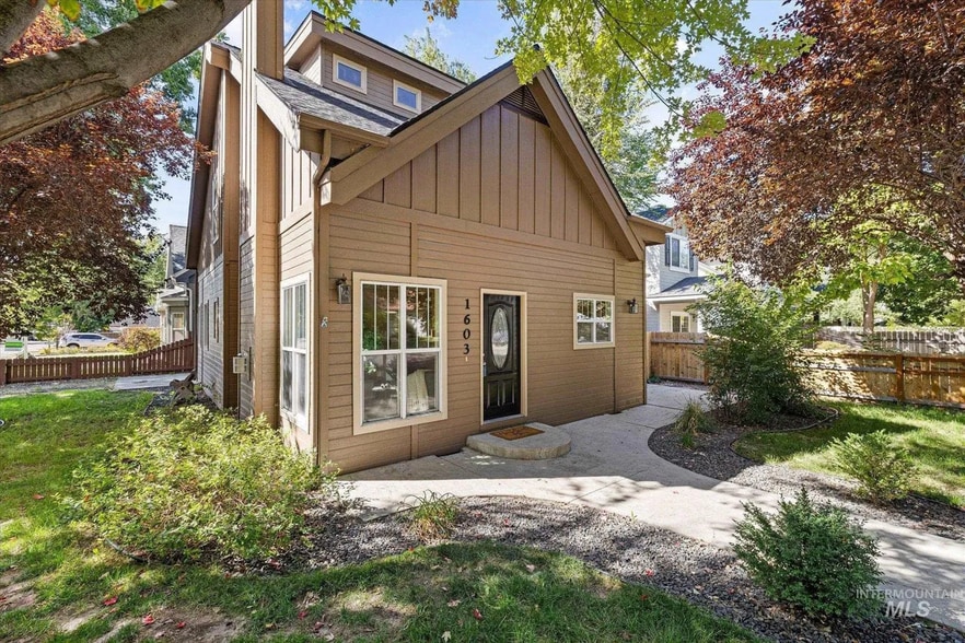 Primary Photo - 1603 N 29th St