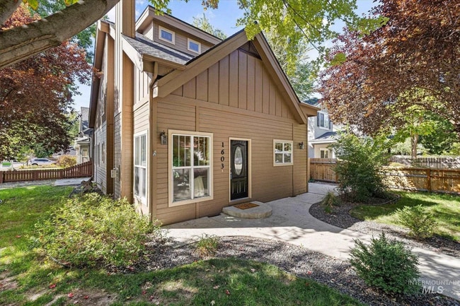 Building Photo - 1603 N 29th St