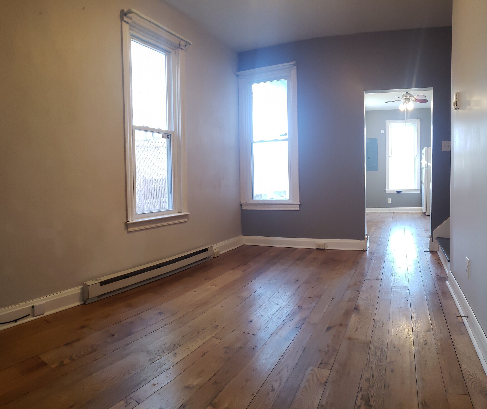 Dining room/ bonus room - 115 S Locust St