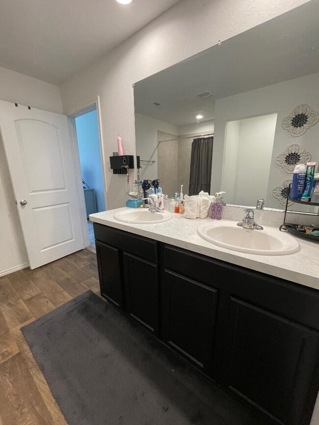Building Photo - 21546 Starry Night Dr