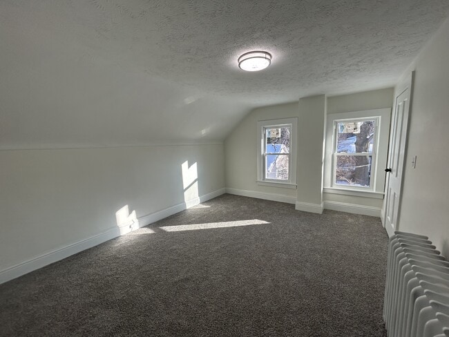 Building Photo - 567 Britton Rd