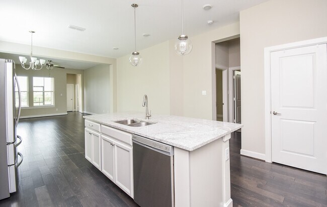 Building Photo - 19535 Shady Hike Ln