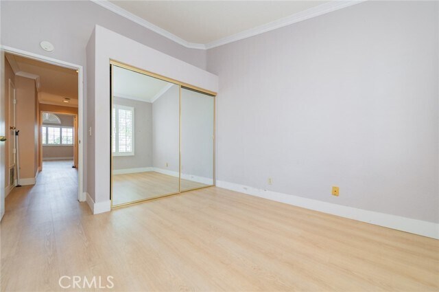 Building Photo - 58 Agostino