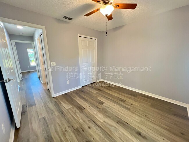 Building Photo - 2669 Lantana Lakes Dr E