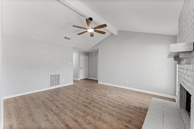 Building Photo - 4907 Tealgate Dr