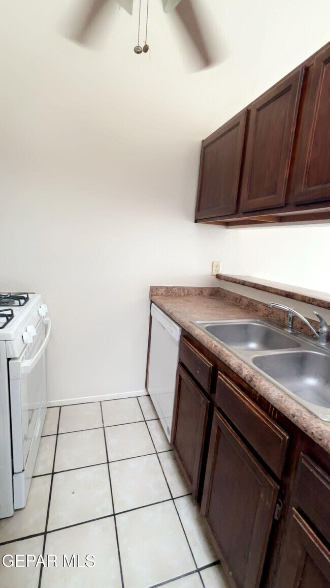 Building Photo - 11635 James Watt Dr