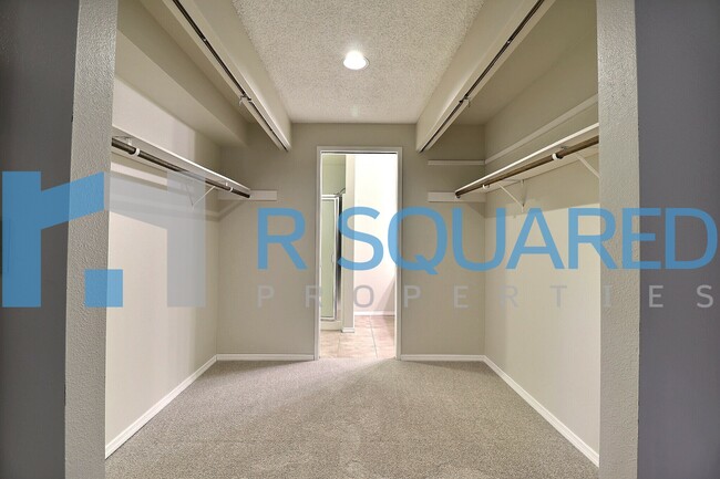 Building Photo - 16925 Inglewood Rd NE