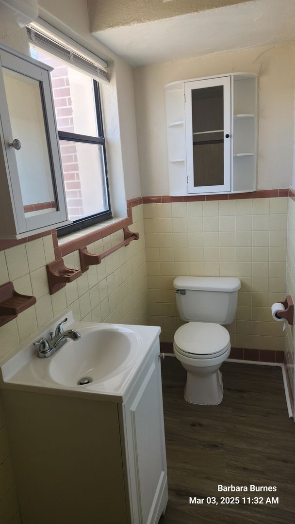 Building Photo - 407 Auburn Dr