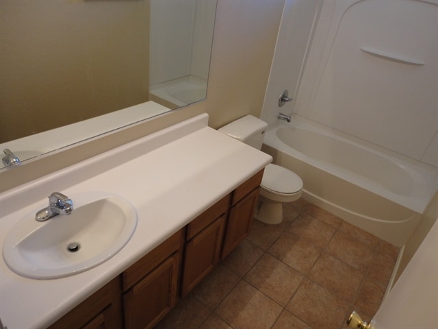 Building Photo - 236 W Angus Rd