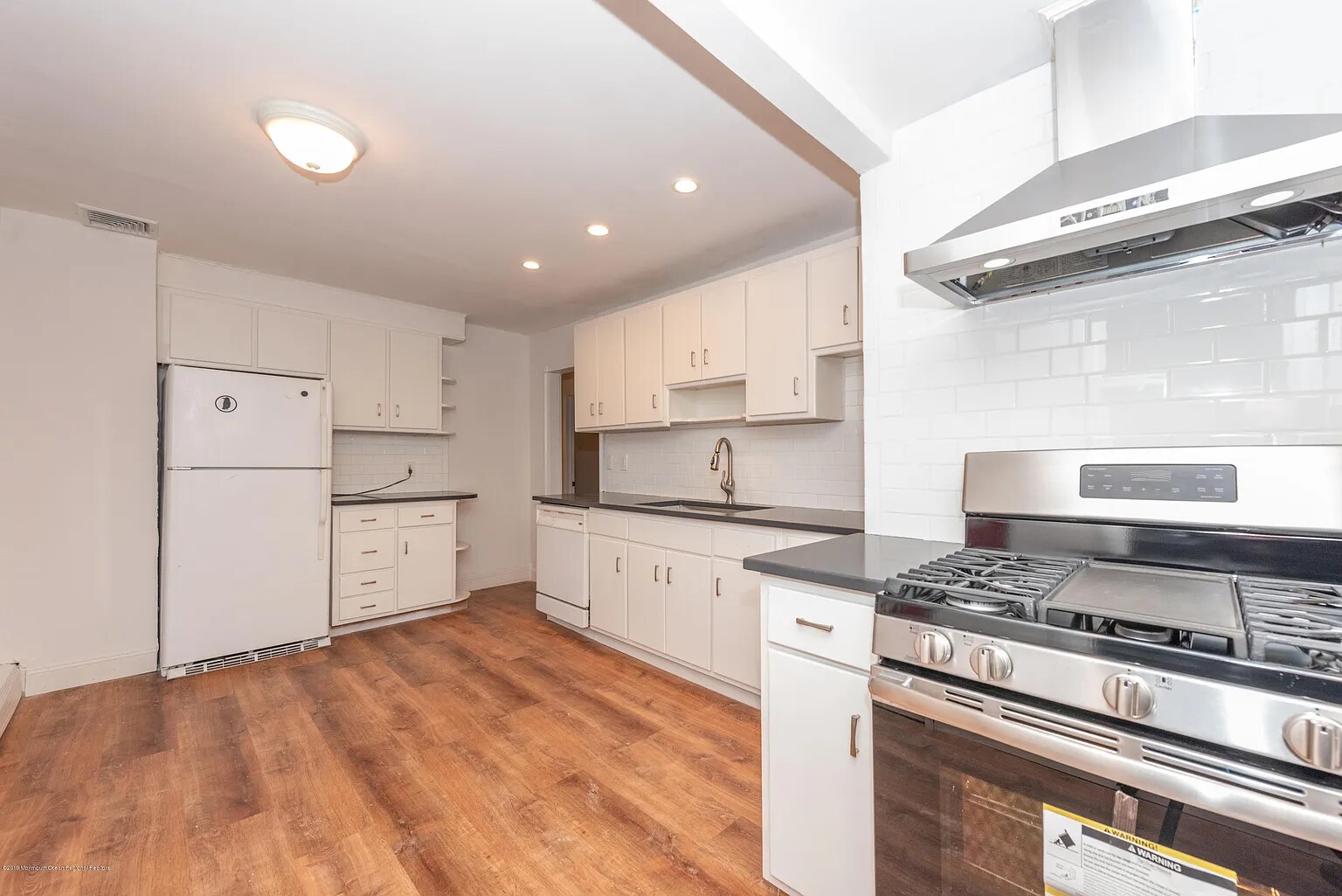 Building Photo - 32 Franklin Avenue