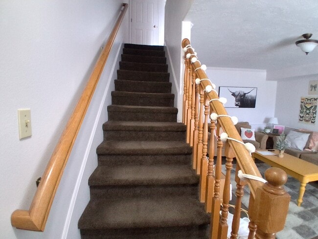 Building Photo - 588 N 500 E