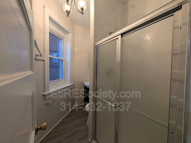 Building Photo - 3922-3924 Botanical Avenue