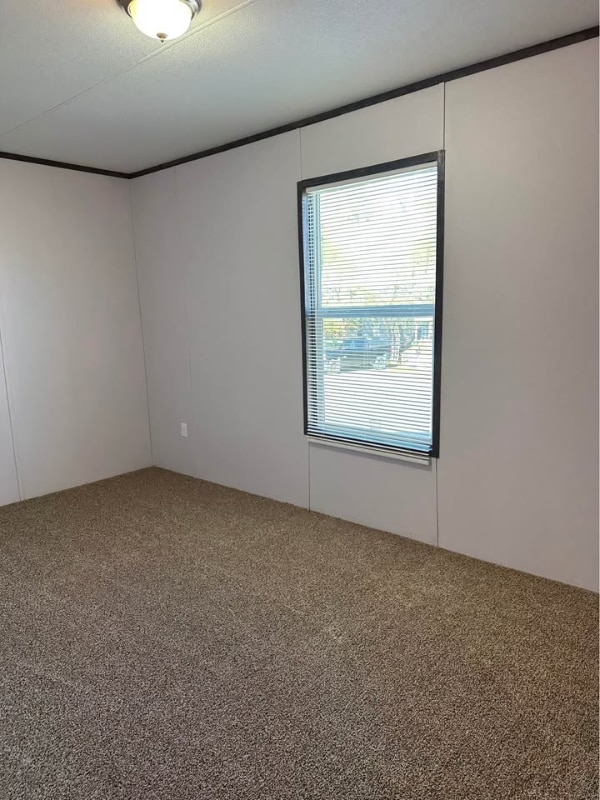 Building Photo - 10301 SE 29th St