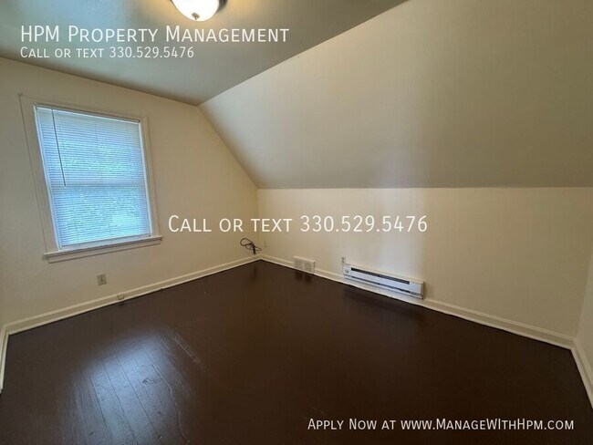 Building Photo - 1729 Stark Ave SW