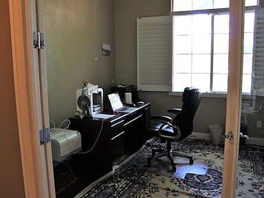 Building Photo - 12309 Thornwood Dr