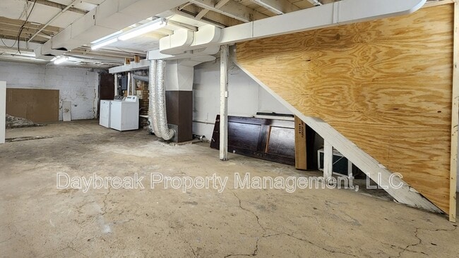 Building Photo - 1314 3rd Ave N