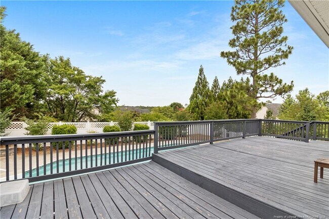 Building Photo - 108 Camberly Ln