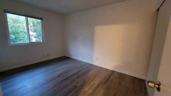 Building Photo - 289 Jose Figueres Ave