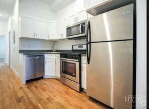 Building Photo - 3 bedroom in BROOKLYN NY 11237