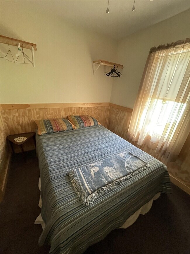 Building Photo - 12 Nancy Ln