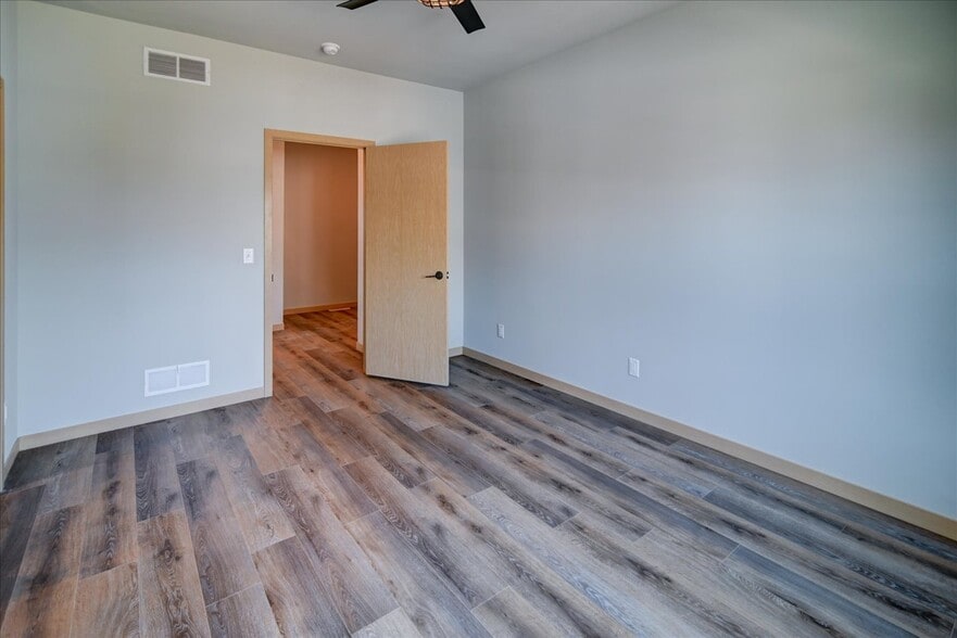 Building Photo - 4831 Suelo Rd